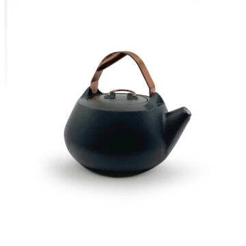 Barebones Cast iron teapot