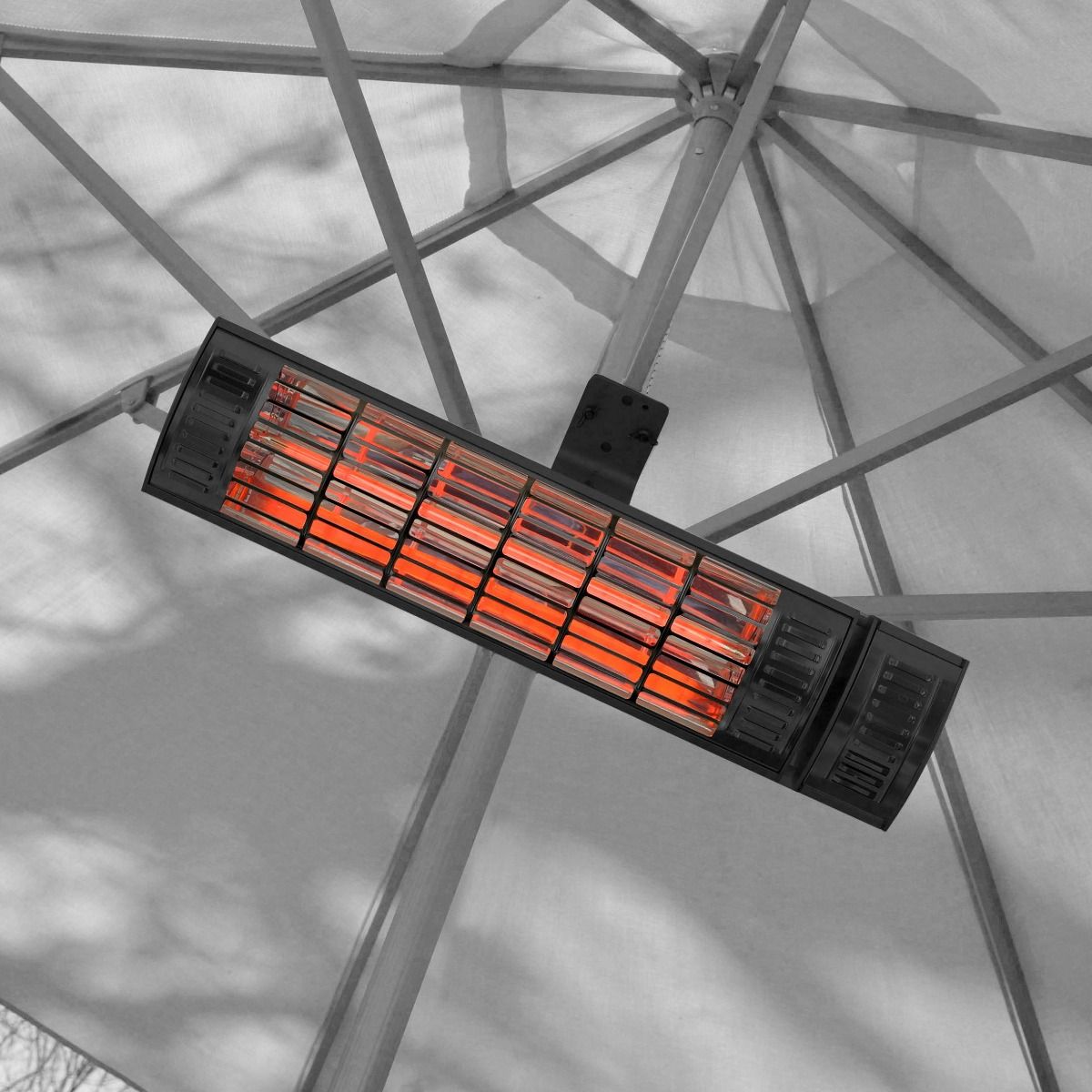 Productie Ongelofelijk hiërarchie Eurom Golden 2000 Ultra RCD Black patio heater | Firepit-online.com