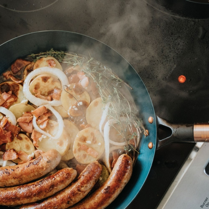 Barebones Blue Carbon Steel Skillet 9"