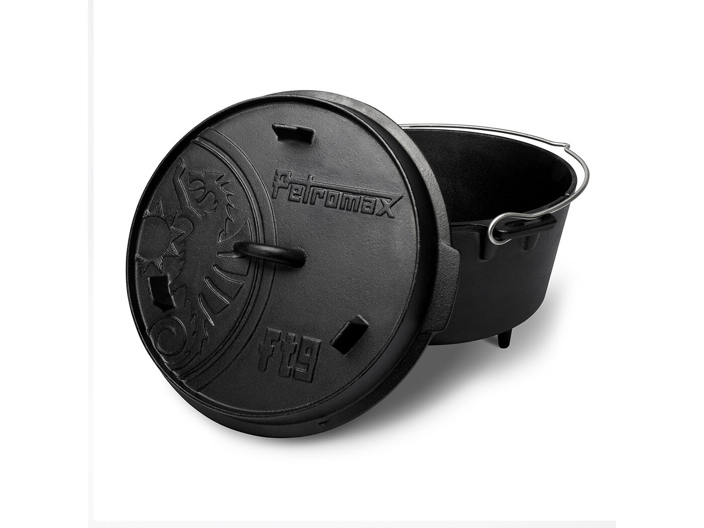 Petromax Dutch Oven with Legs 